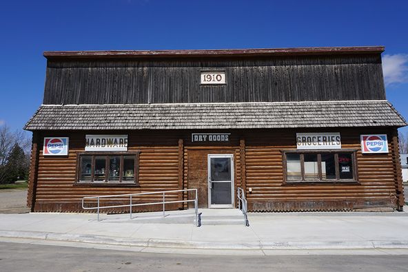 115 Main St W, Kelliher, MN 56650